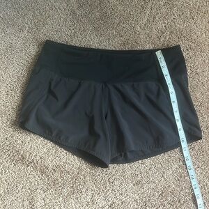 Lululemon High-Rise Speed Up Lined Shorts- Black, Size 6